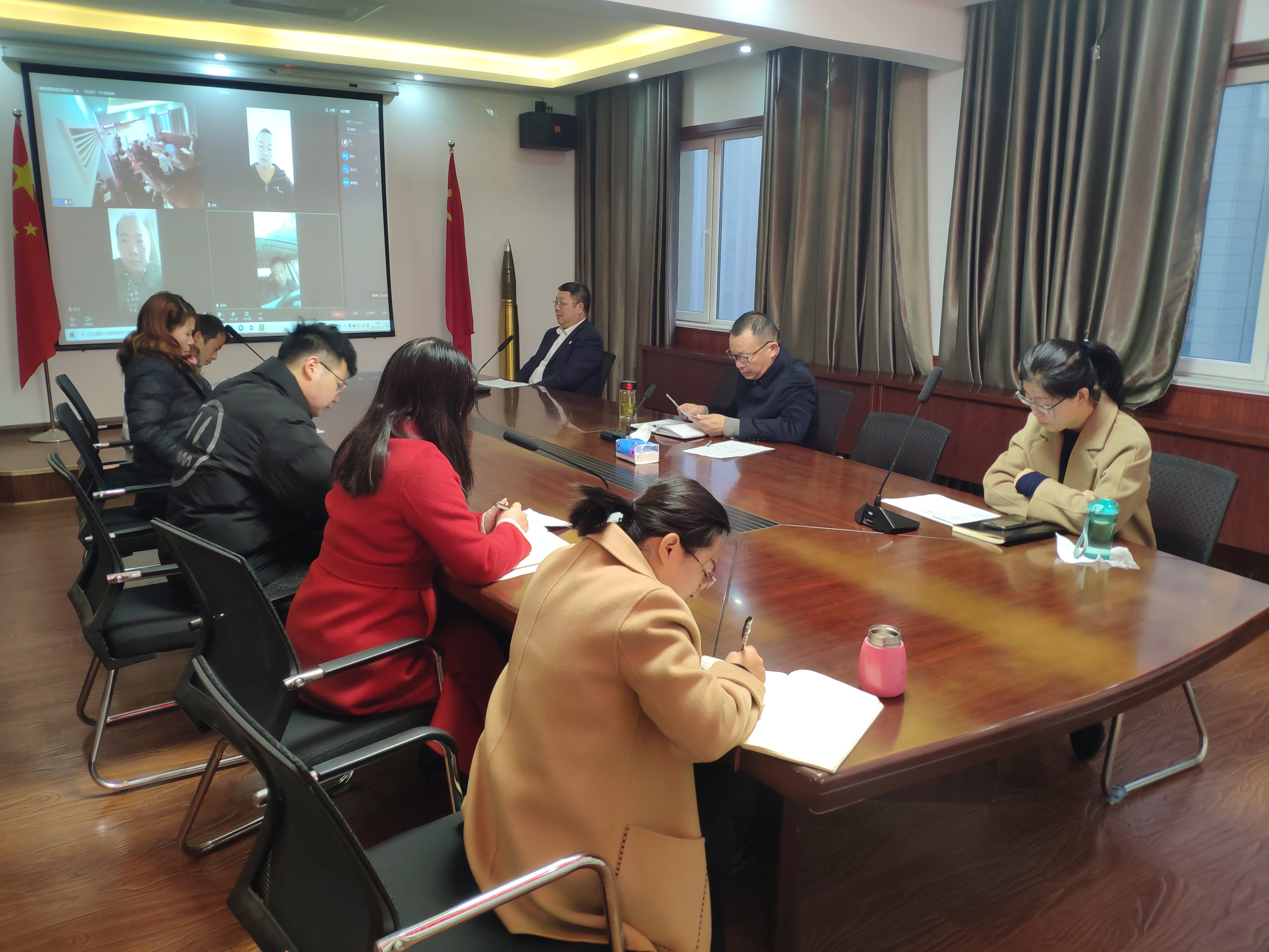 【資訊】今日，河南永和建設(shè)集團(tuán)有限公司舉行周工作例會及黨支部培訓(xùn)會！